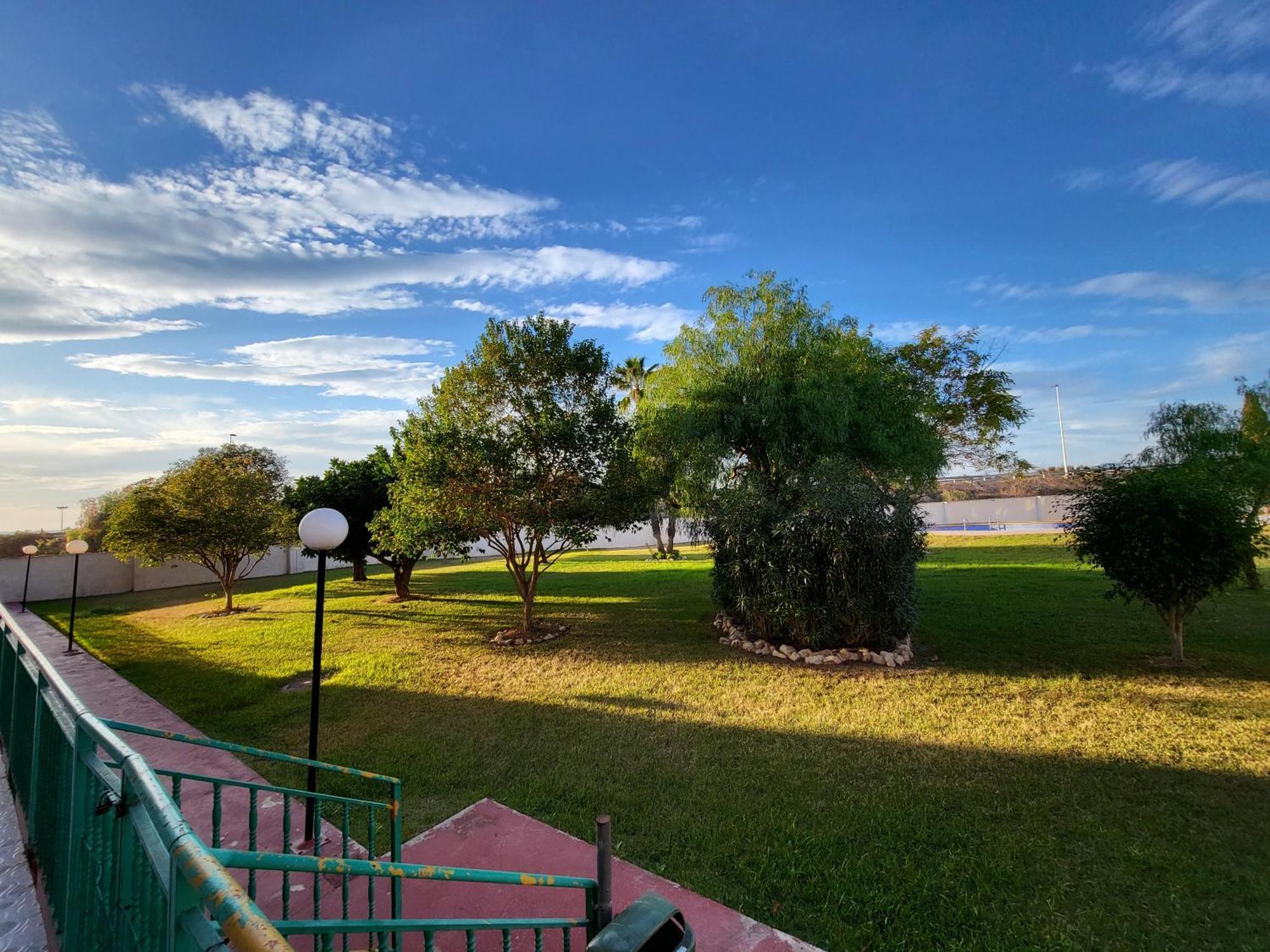 Skyline 21 Apartment Torrevieja Luaran gambar